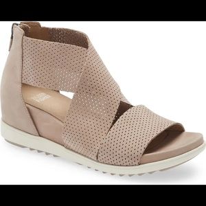 Ellen fisher adorable walking shoes